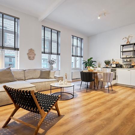 Park Avenue Apartments - Dom Mit Stil - Kueche - Parkplatz - Wlan - 65 Zoll Tv - Netflix Colonia Esterno foto
