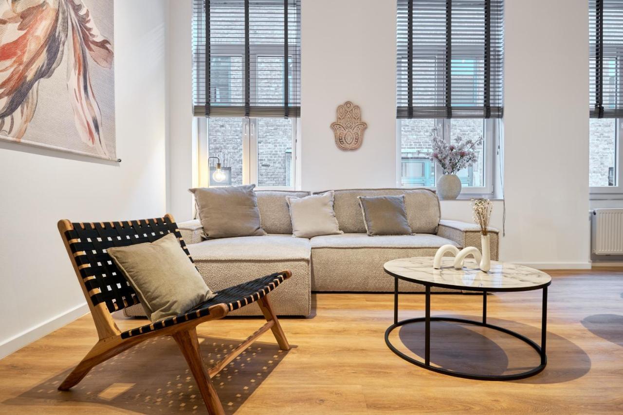 Park Avenue Apartments - Dom Mit Stil - Kueche - Parkplatz - Wlan - 65 Zoll Tv - Netflix Colonia Esterno foto
