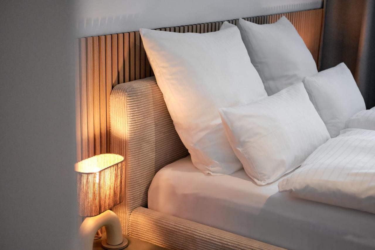 Park Avenue Apartments - Dom Mit Stil - Kueche - Parkplatz - Wlan - 65 Zoll Tv - Netflix Colonia Esterno foto