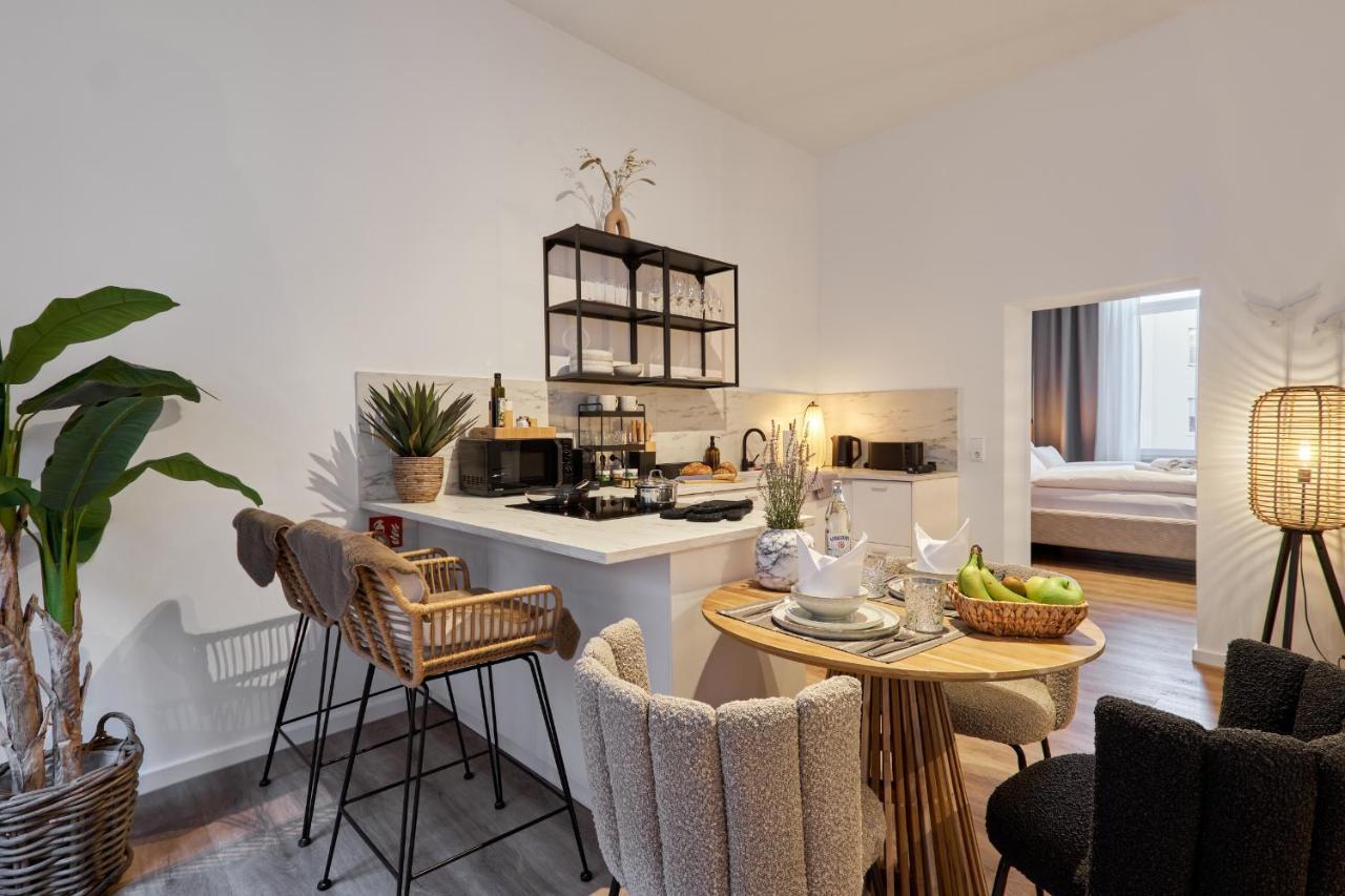 Park Avenue Apartments - Dom Mit Stil - Kueche - Parkplatz - Wlan - 65 Zoll Tv - Netflix Colonia Esterno foto