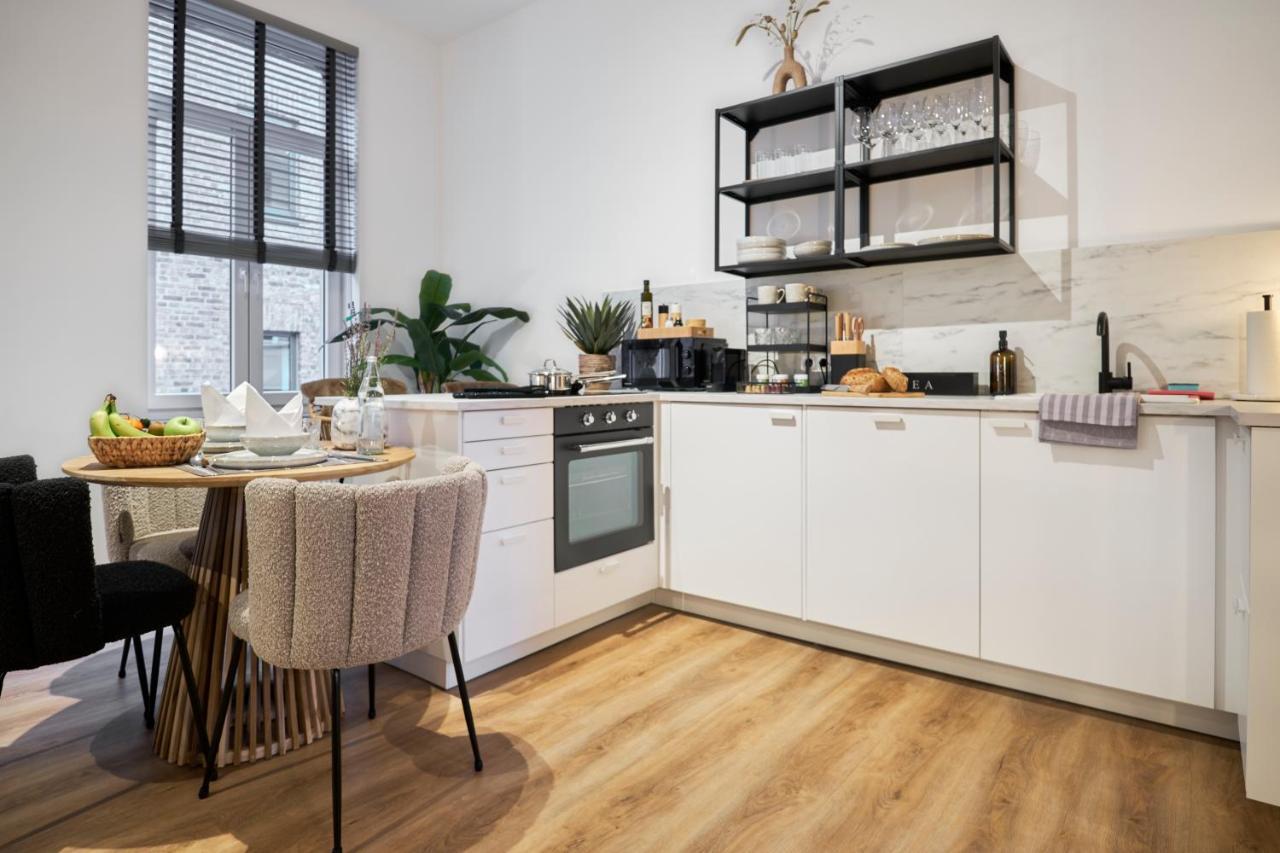 Park Avenue Apartments - Dom Mit Stil - Kueche - Parkplatz - Wlan - 65 Zoll Tv - Netflix Colonia Esterno foto
