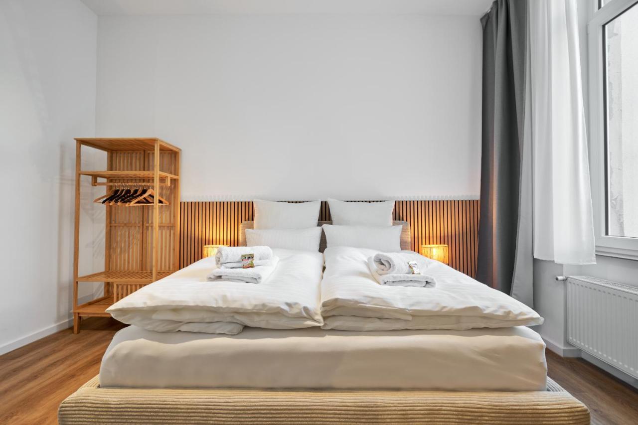 Park Avenue Apartments - Dom Mit Stil - Kueche - Parkplatz - Wlan - 65 Zoll Tv - Netflix Colonia Esterno foto