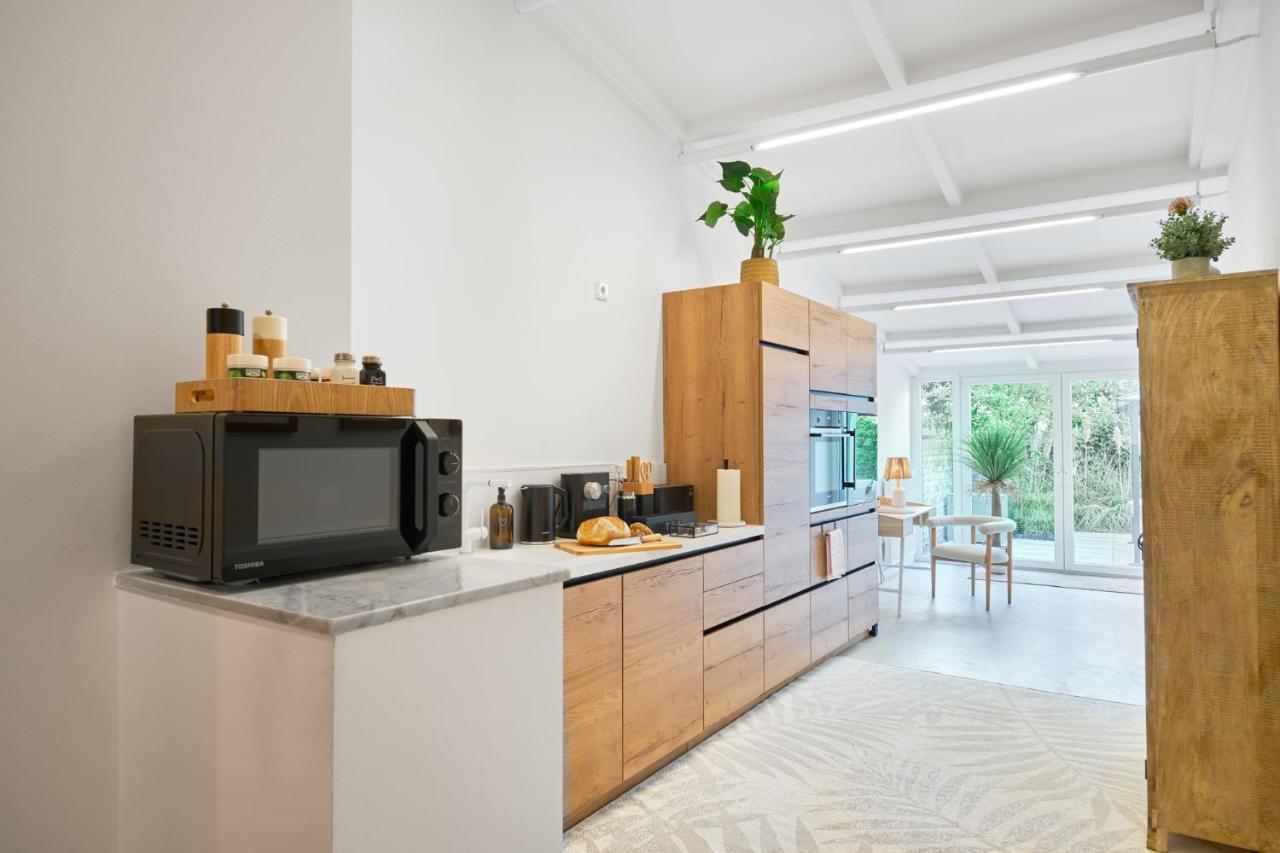 Park Avenue Apartments - Dom Mit Stil - Kueche - Parkplatz - Wlan - 65 Zoll Tv - Netflix Colonia Esterno foto