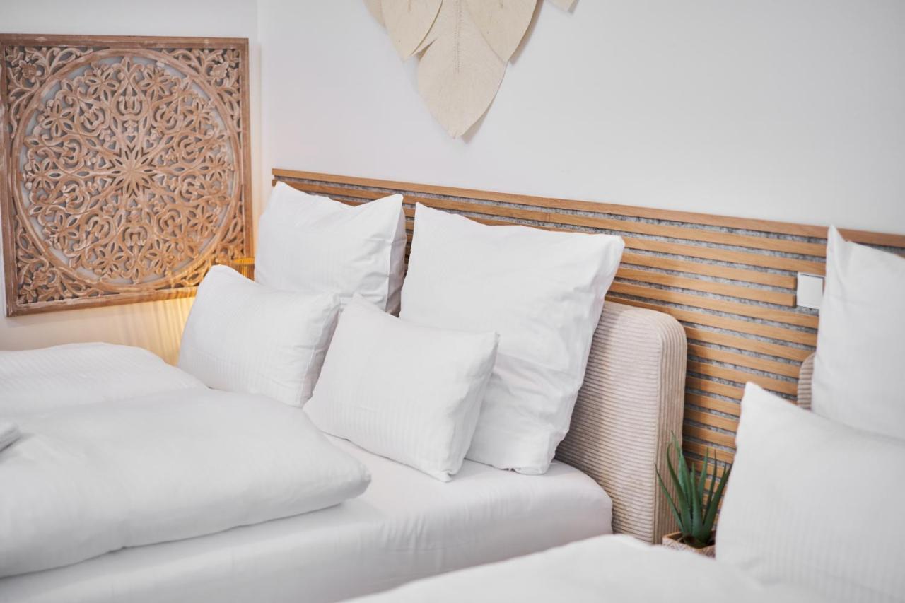 Park Avenue Apartments - Dom Mit Stil - Kueche - Parkplatz - Wlan - 65 Zoll Tv - Netflix Colonia Esterno foto