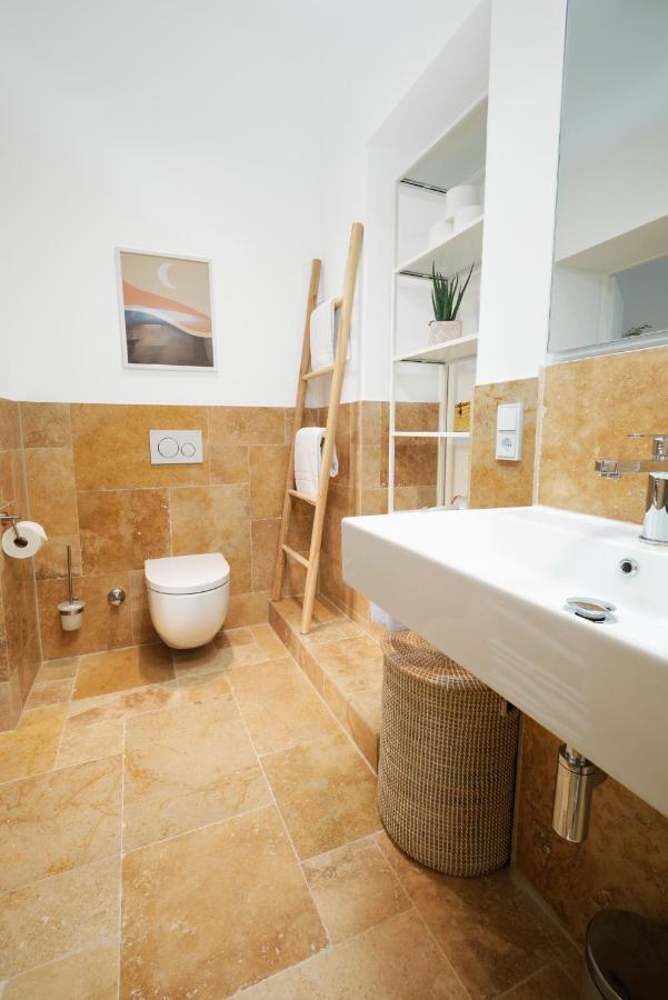 Park Avenue Apartments - Dom Mit Stil - Kueche - Parkplatz - Wlan - 65 Zoll Tv - Netflix Colonia Esterno foto